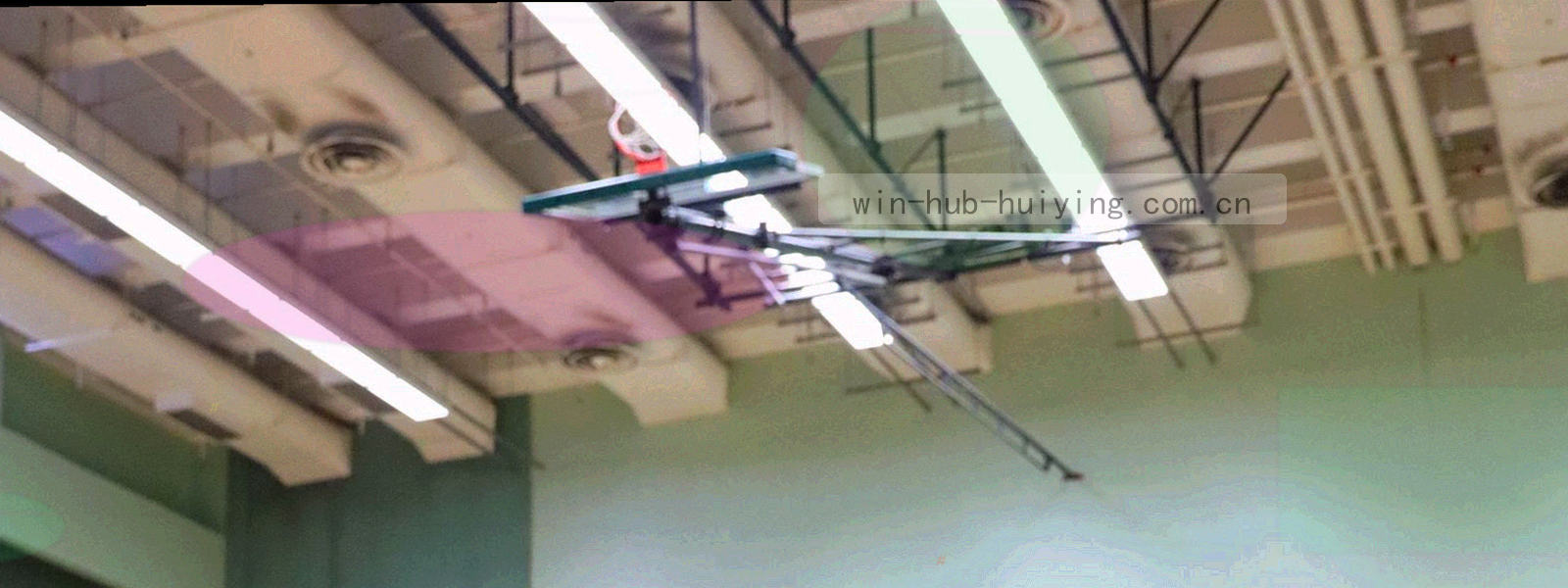 抽象网格与细线交错的纹理，色调偏深海蓝，无明显主体